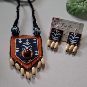 tribal indigo dangling beads necklace